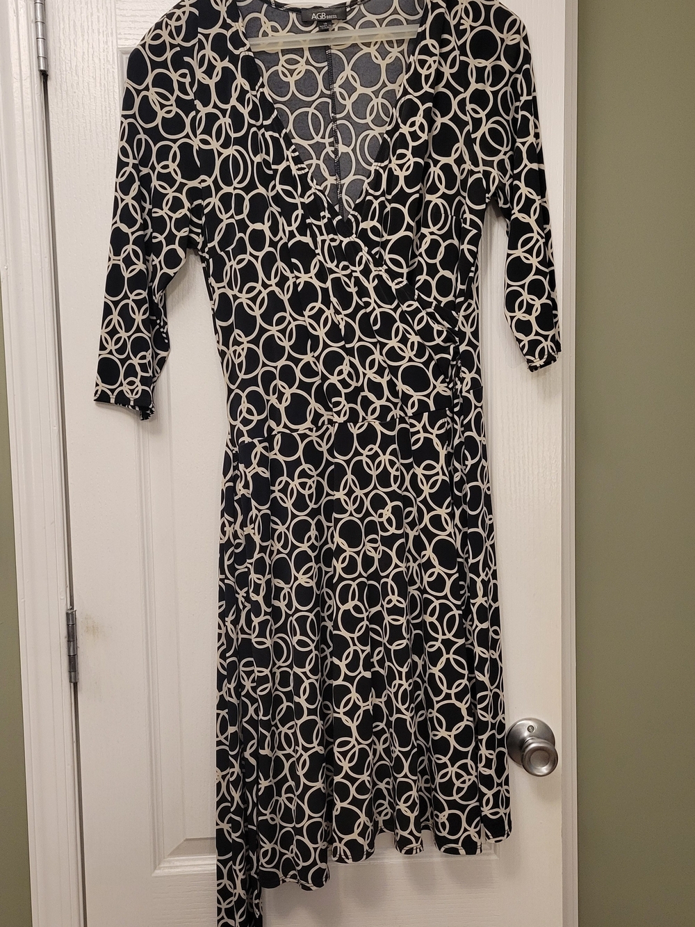 AGB Black and Cream Long Sleeve Wrap Dress with Chain-Link Print